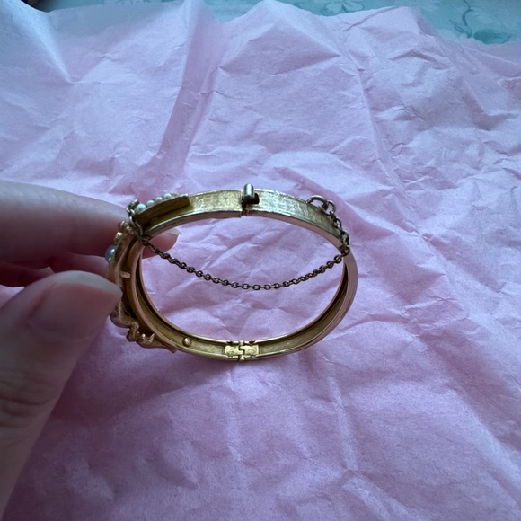 Vintage Gold-Tone Bangle with Opalescent and Faux Pearl Accents - Picture 5 of 5